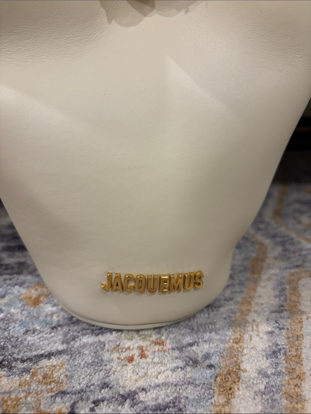 Jacquemus Cream Le Chiquito Bucket Bag with Gold Accent - Picture 3 of 4